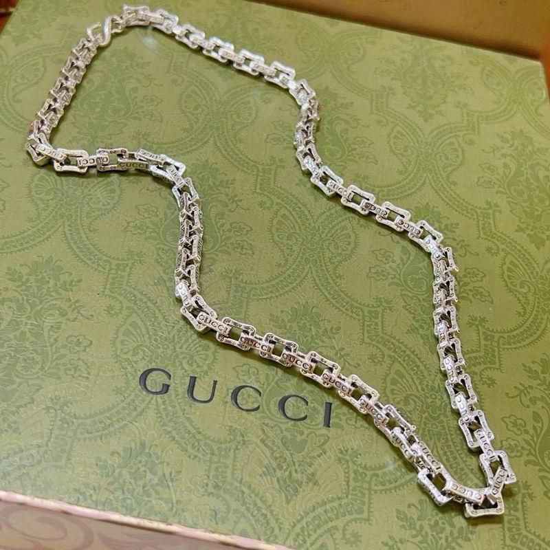 Gucci Necklace 09yxx138